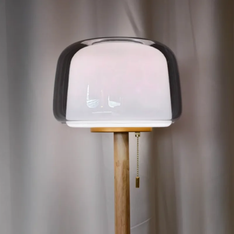 Moderne Stehlampe aus Glas für Wohnzimmer – Solstice
