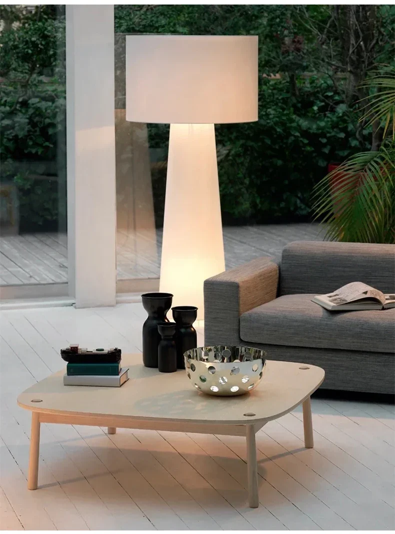 Stehlampe aus Stoff und Eisen im nordischen Design – Armonello