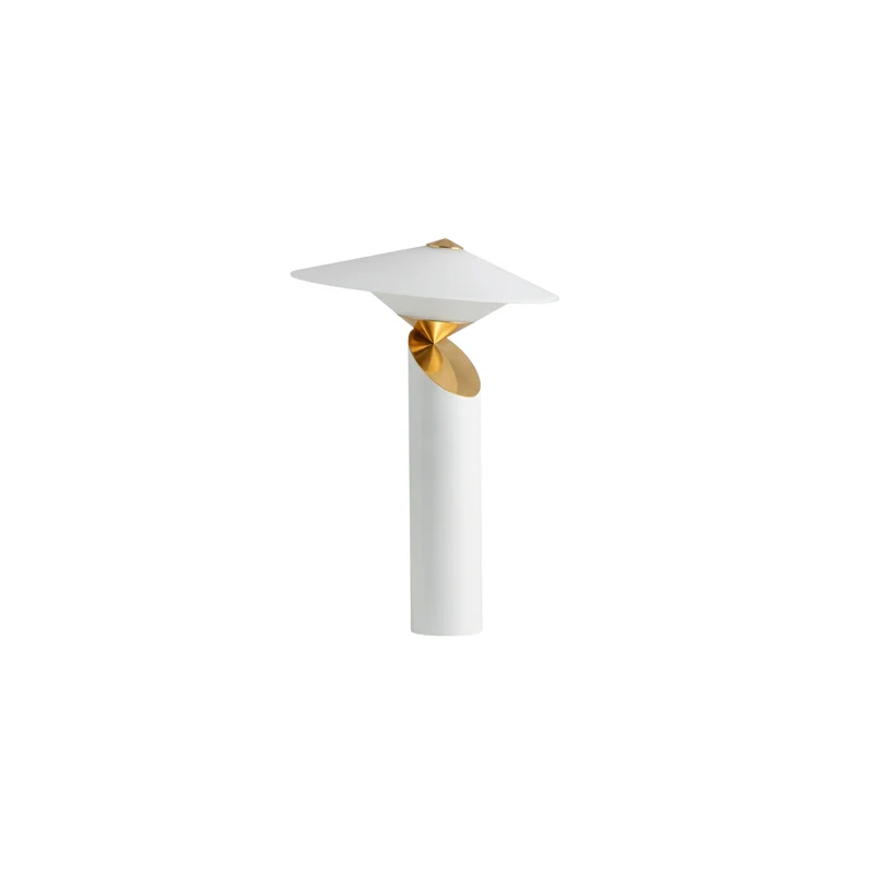 Klassische Metall-Tischlampe für Schlafzimmer – Bellarte
