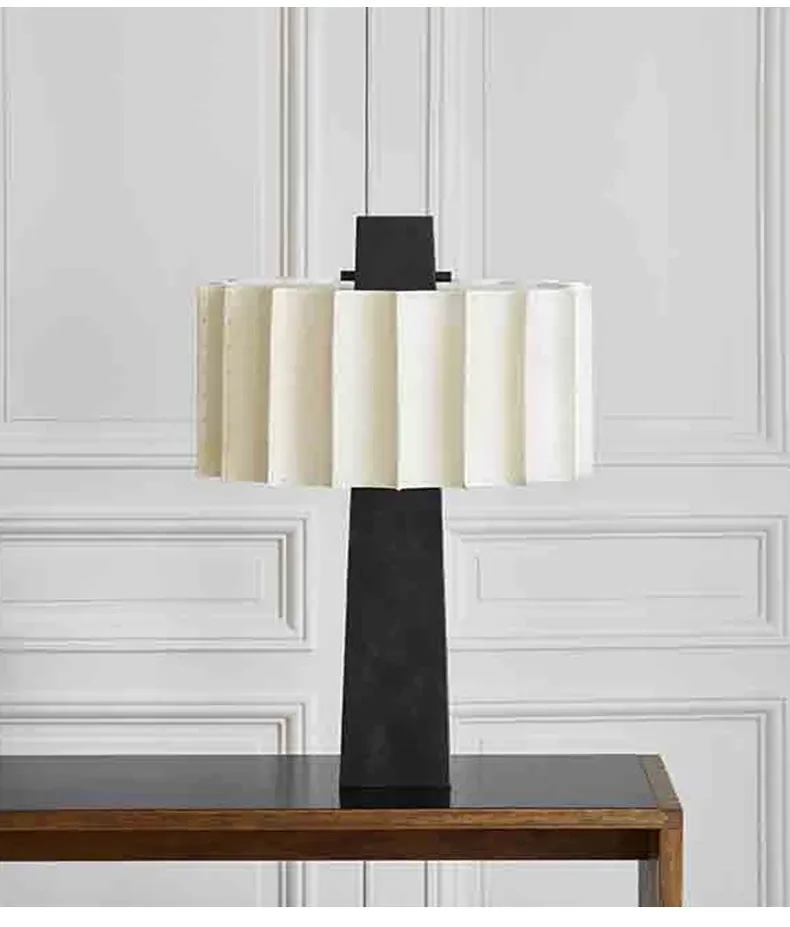 Minimalistische skandinavische Tischlampe – Norélys