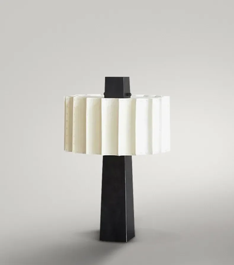 Minimalistische skandinavische Tischlampe – Norélys