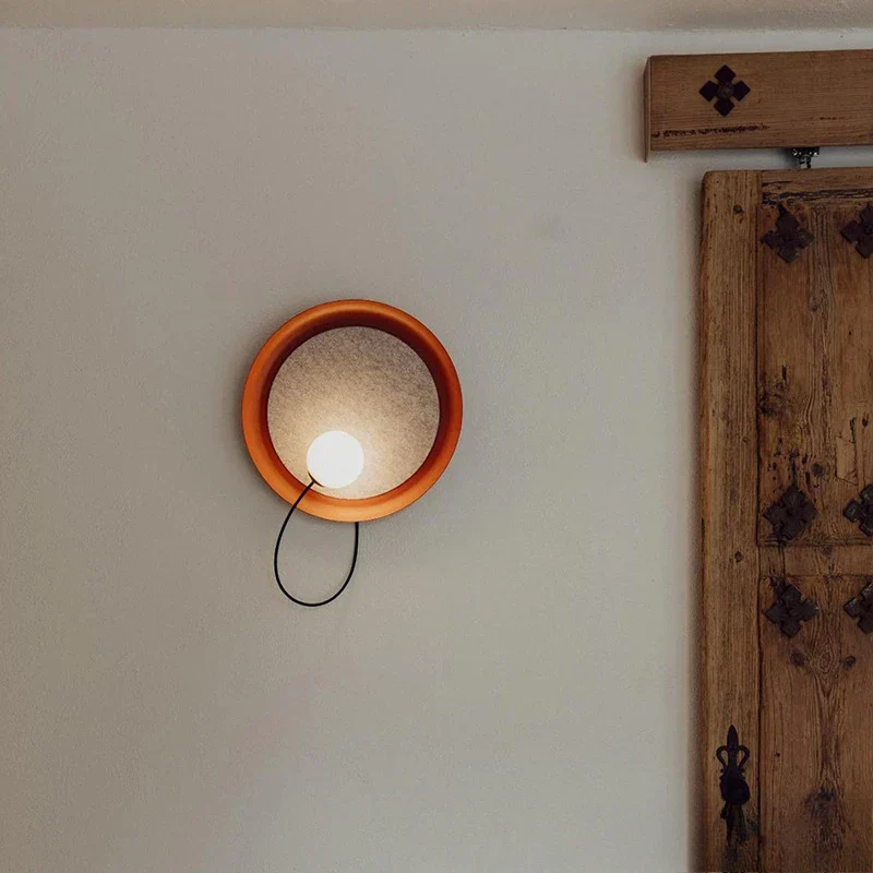 Minimalistische nordische Wandleuchte aus PVC für Schlafzimmer – Armonia