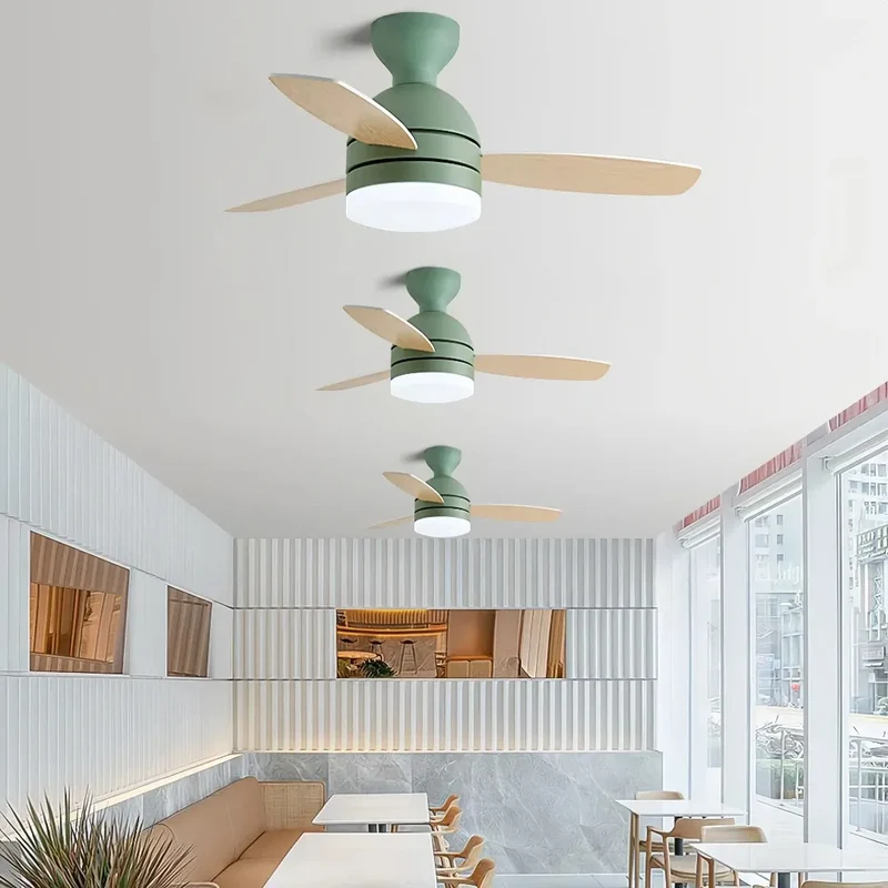 LED Deckenventilator mit Licht für Sommer- und Winterbetrieb