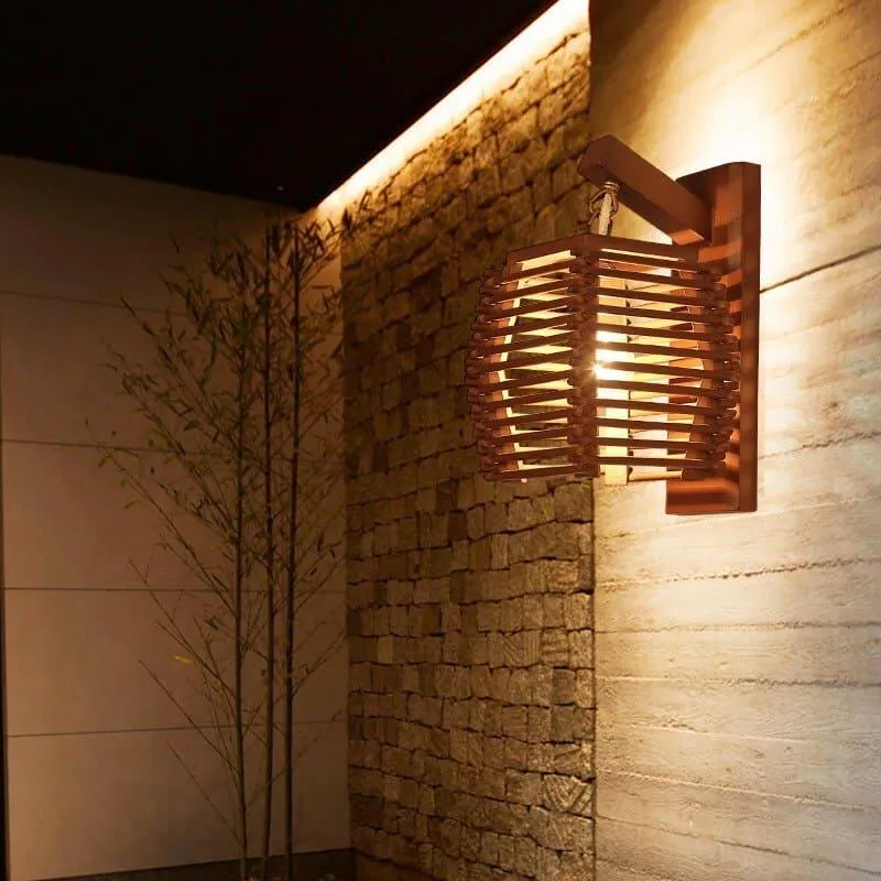 Wandleuchte aus Bambus und Rattan – Bamboise
