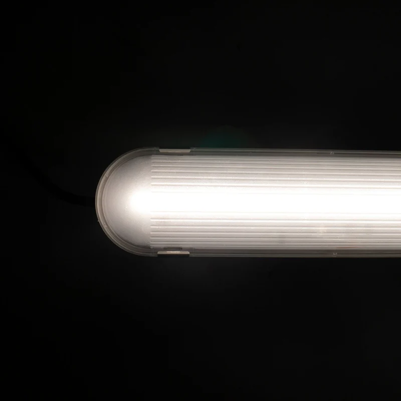 Philips LED-Leuchtstoffröhrenleuchte Light Pro mit 120 cm LED-Streifen – Verbindbar – Netzschalter – Energieeffizienzklasse B – 5400 lm – 185 lm/W – 30 W – 4000 K