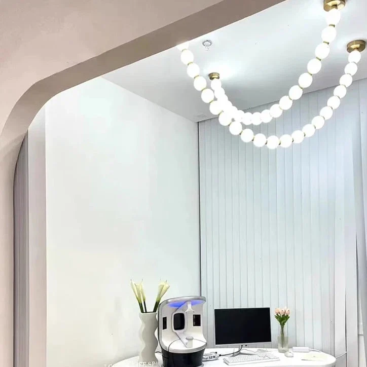 Moderne LED-Hängeleuchte aus Legierung für Wohnzimmer – Argentique