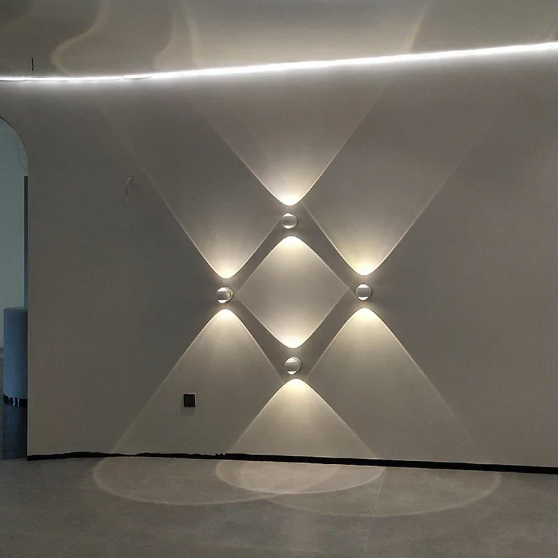 Minimalistische Wandleuchte aus Aluminium – Alumiscape