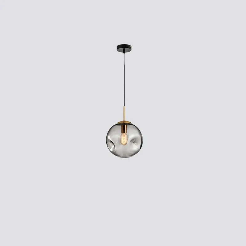Moderne Pendelleuchte aus mundgeblasenem Glas für das Esszimmer