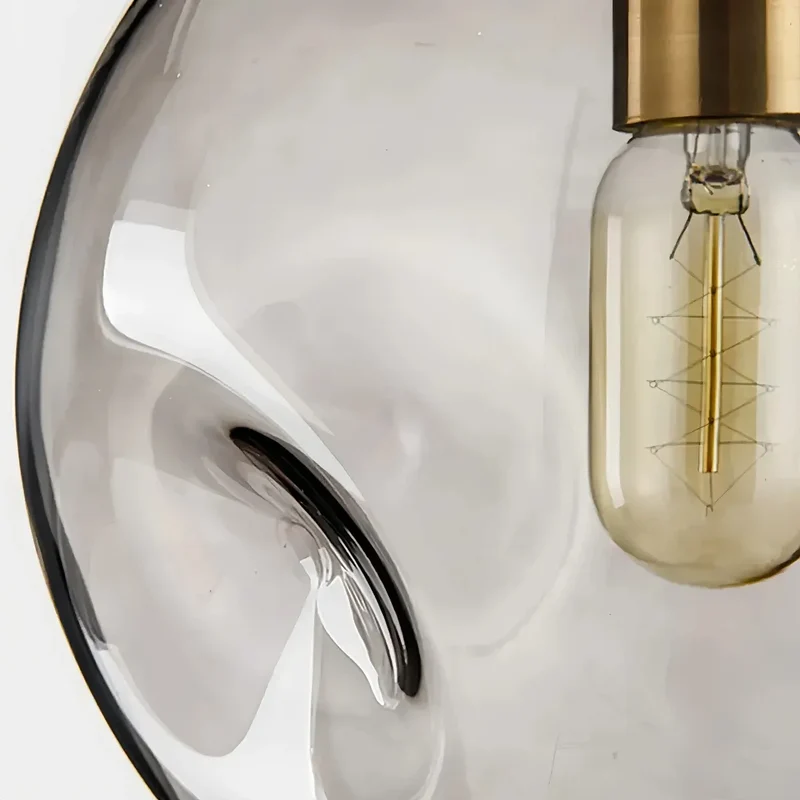 Moderne Pendelleuchte aus mundgeblasenem Glas für das Esszimmer