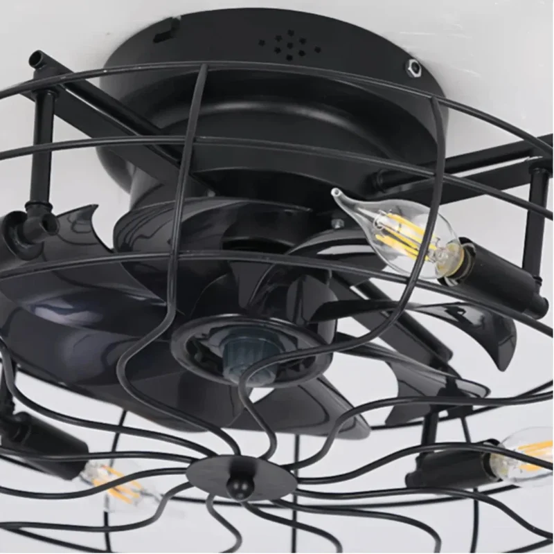 Deckenventilator im Vintage-Stil aus Metall mit Licht