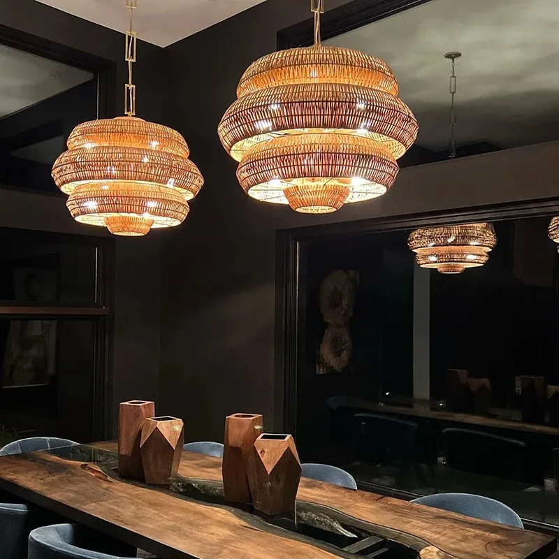 Geflochtene Rattan-Hängelampe im Wabi-Sabi-Stil für Esszimmer – Naiadis