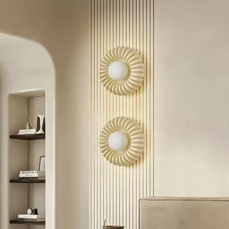 Künstlerische Wandleuchte aus Harz für Wohnzimmer – Artilux