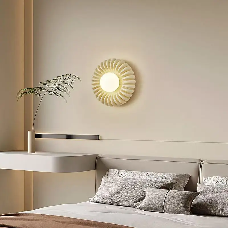 Künstlerische Wandleuchte aus Harz für Wohnzimmer – Artilux
