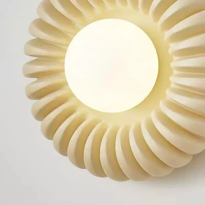Künstlerische Wandleuchte aus Harz für Wohnzimmer – Artilux