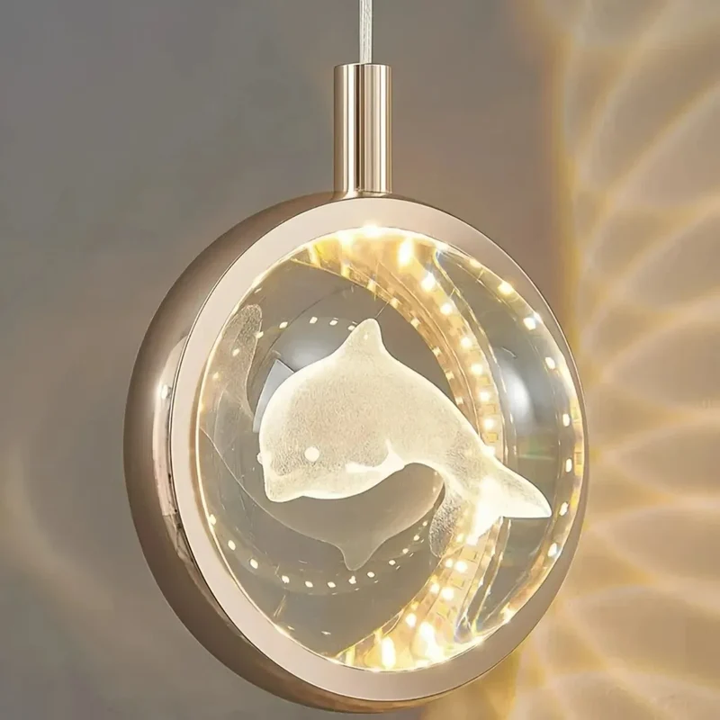 Moderne Pendelleuchte für das Schlafzimmer mit Kristallkugel