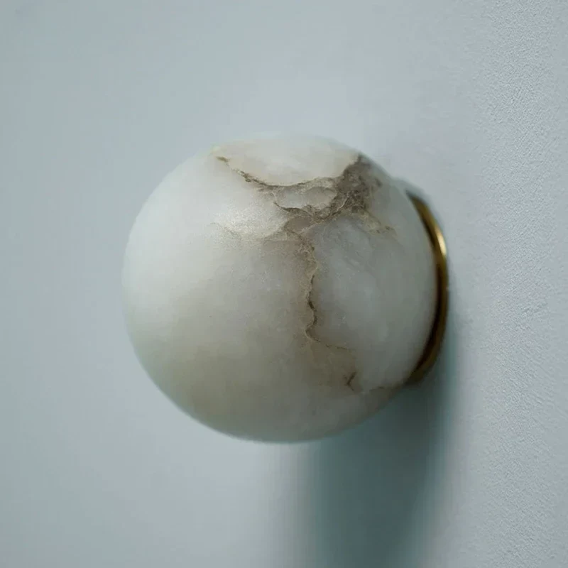 Wandleuchte aus Marmor und Kupfer – Seraphia