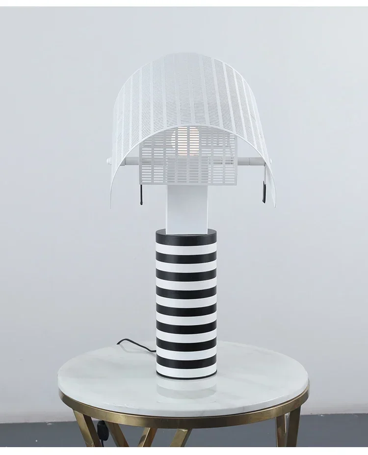 Moderne Schwarz-Weiß Pendelleuchte für Wohnzimmer – Zébrano