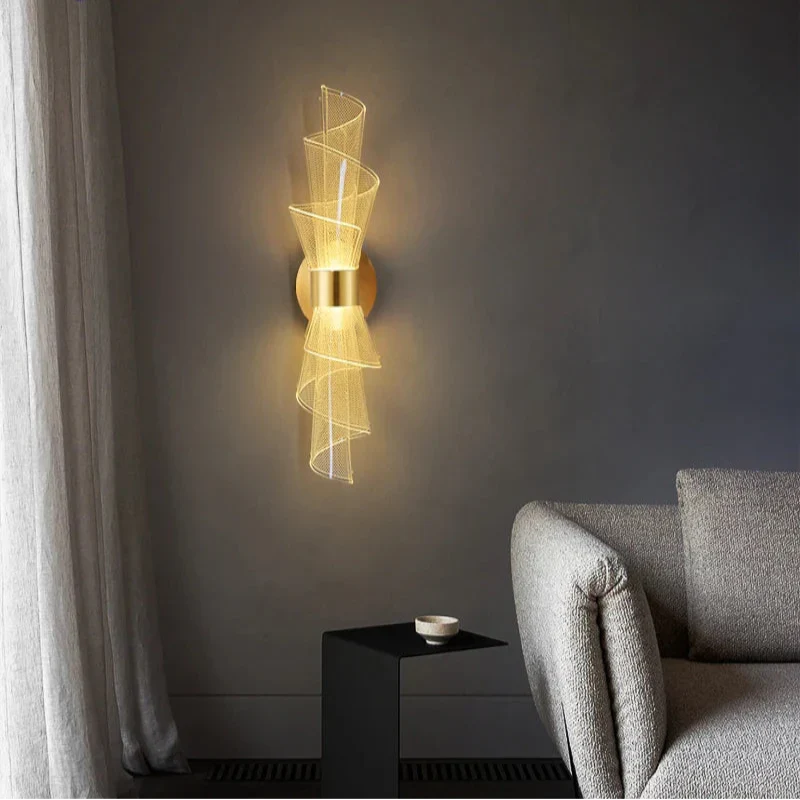 LED-Wandleuchte in Gold-Optik – Diceptia