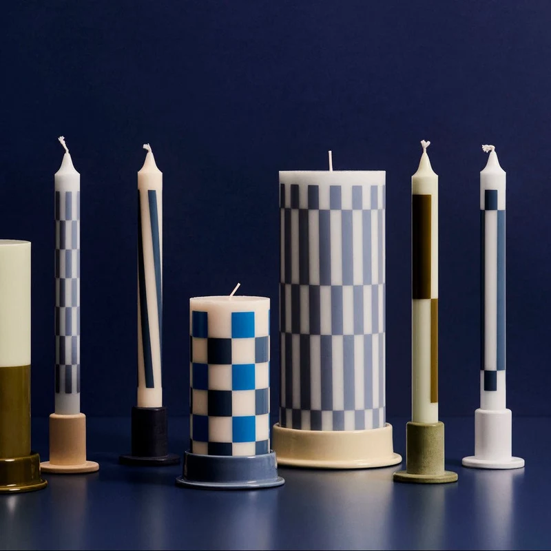 Kerzenhalter Column Candleholder Lime-White Large - HAY