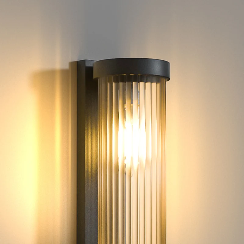 Außenwandleuchte aus Metall und Glas – Solaréa