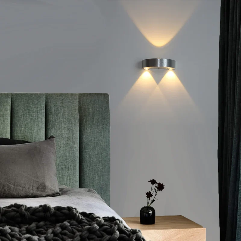 LED-Wandleuchte aus Aluminium im minimalistischen Design – Kyrolys