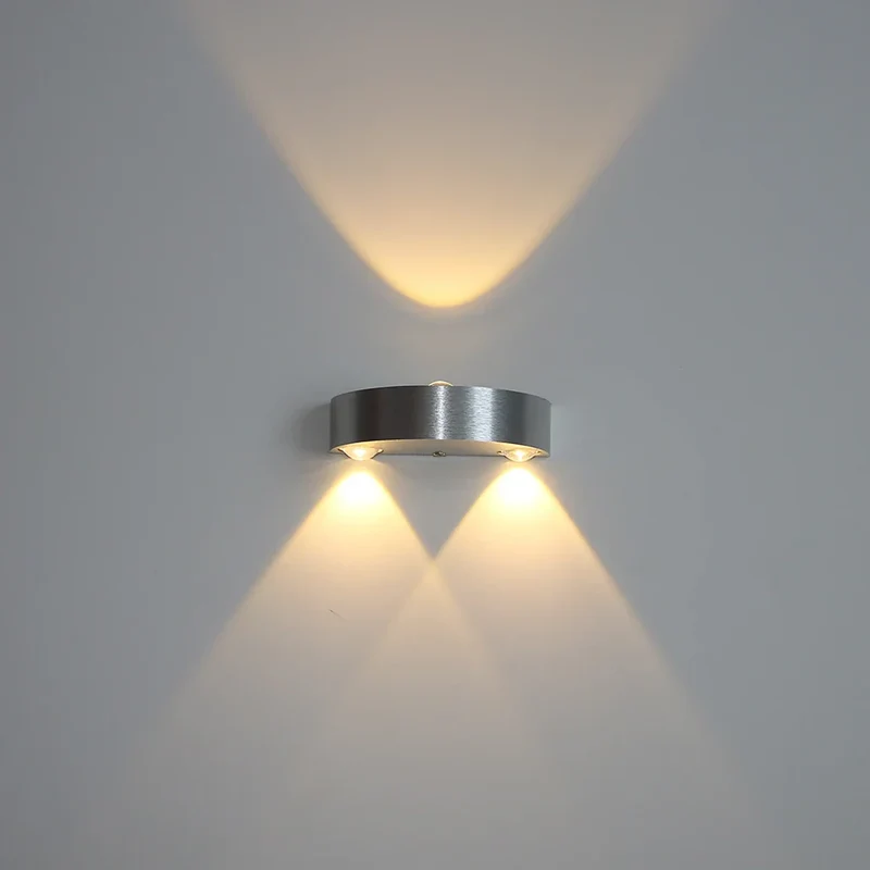 LED-Wandleuchte aus Aluminium im minimalistischen Design – Kyrolys