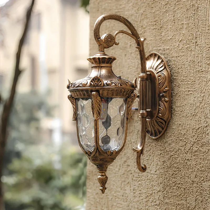 Antike Außenwandleuchte mit IP65 für Garten und Terrasse