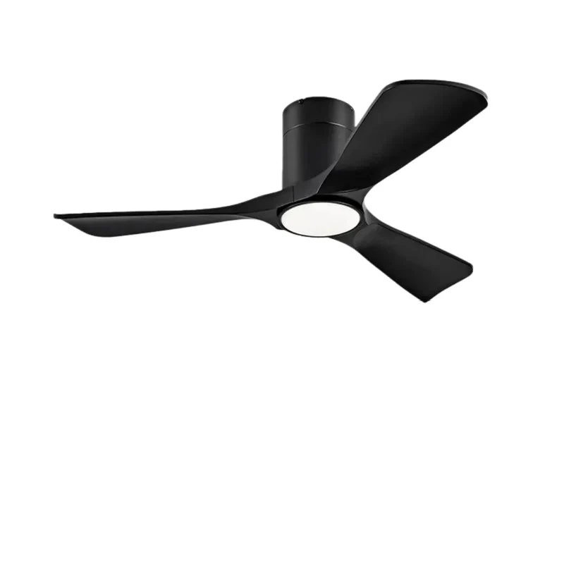 Leiser Deckenventilator mit Licht im skandinavischen Design