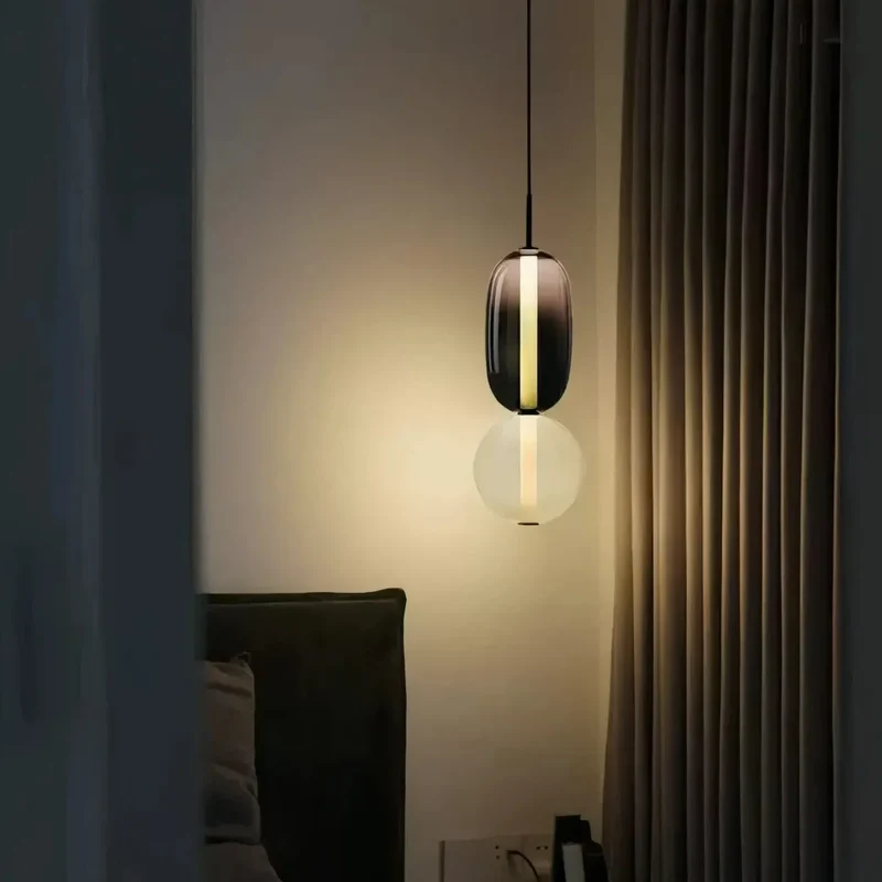 Skandinavische Pendelleuchte aus Glas fürs Schlafzimmer