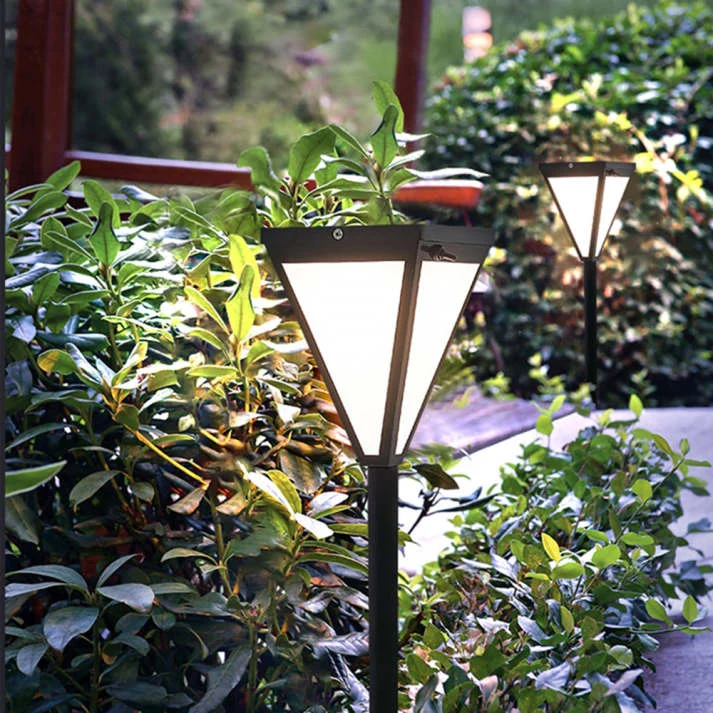 LED-Außenlampe aus schwarzem Metall, modernes Design – Oranys