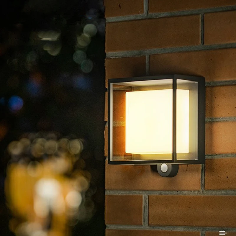 Moderne Solar-Wandleuchte aus Acryl – Célestron
