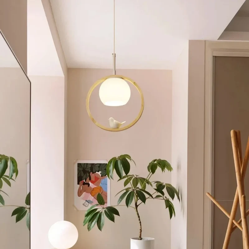 Skandinavische LED-Pendelleuchte aus Holz in Ringform für das Esszimmer