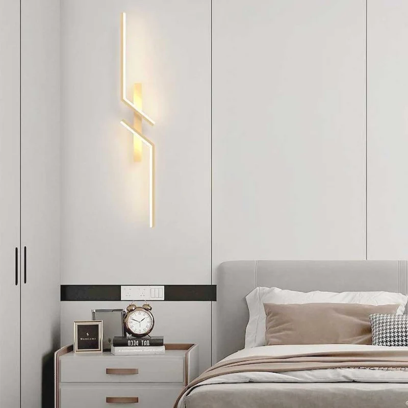 Wall Lamp Modern Simple Linear Dimmable LED, Gold / Black