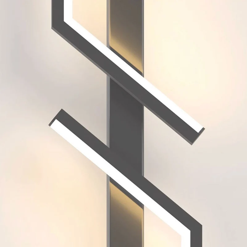 Wall Lamp Modern Simple Linear Dimmable LED, Gold / Black