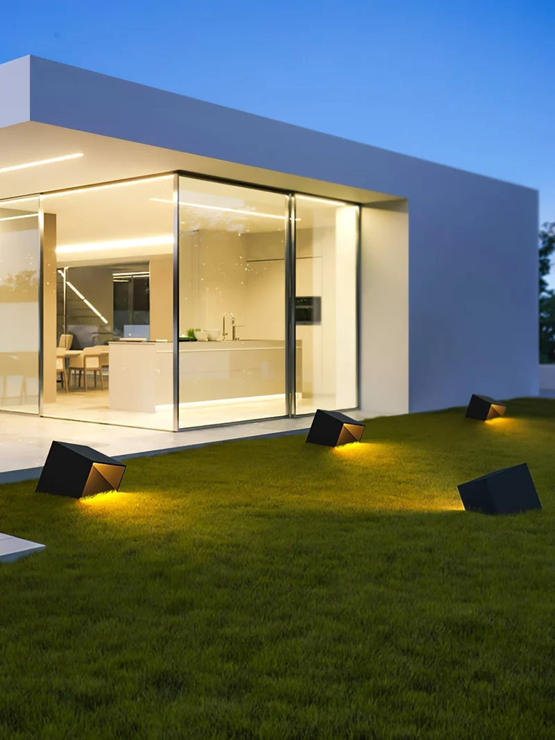 Kompakte Solar-Außenlampe für den Garten – Soléclat