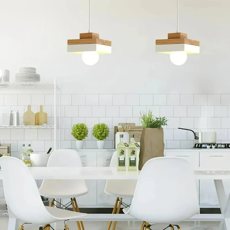 Skandinavische Pendelleuchte aus Holz und Metall für Esstisch & Esszimmer