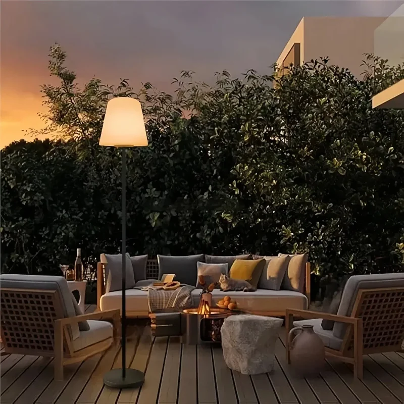 LED-Solar-Stehlampe für Terrasse und Garten, RGB-Farbwechsel