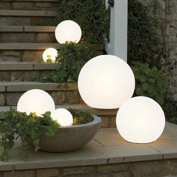 Moderne Solar-Gartenlampe – Arclumis