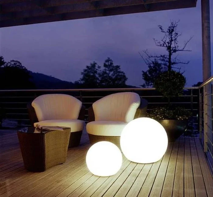 Moderne Solar-Gartenlampe – Arclumis