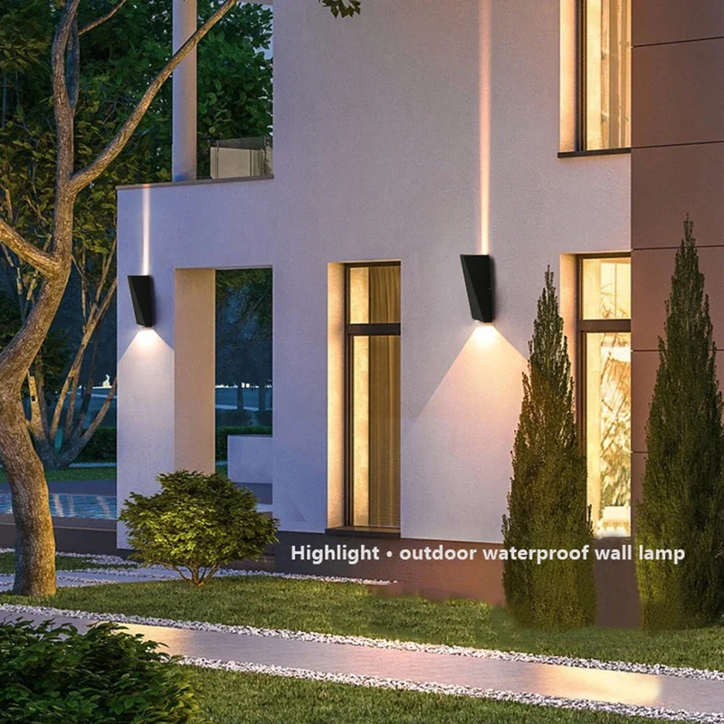 LED Up-Down-Wandleuchte für Innen und Außen – Gifraga