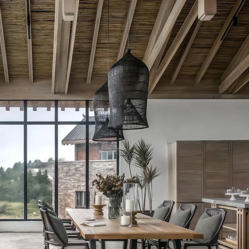 Boho Pendelleuchte aus Rattan im Vogelkäfig-Design für den Esstisch