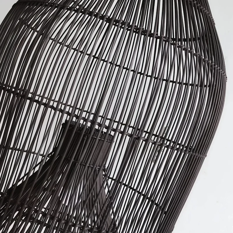 Boho Pendelleuchte aus Rattan im Vogelkäfig-Design für den Esstisch