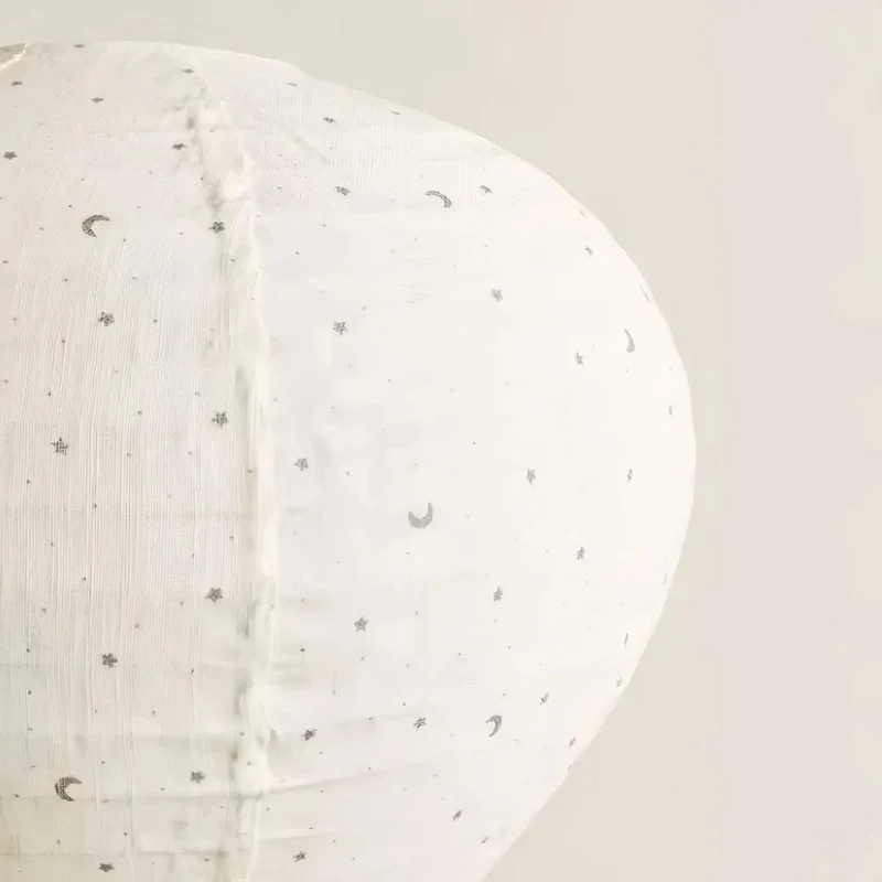 Boho Pendelleuchte fürs Kinderzimmer aus Stoff im Heißluftballon-Design