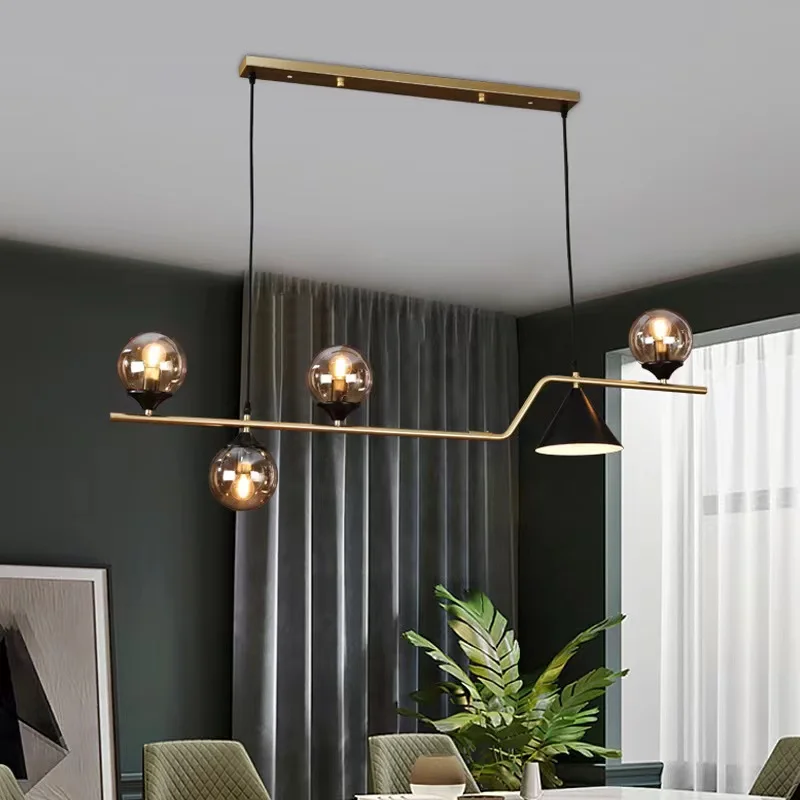 Moderne LED-Deckenleuchte aus Glas und Metall – Stalio