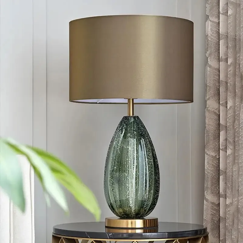 Nachttischlampe Glas Metall Vintage Design – Ulmos