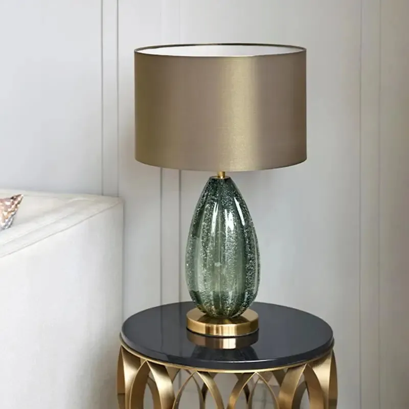 Nachttischlampe Glas Metall Vintage Design – Ulmos