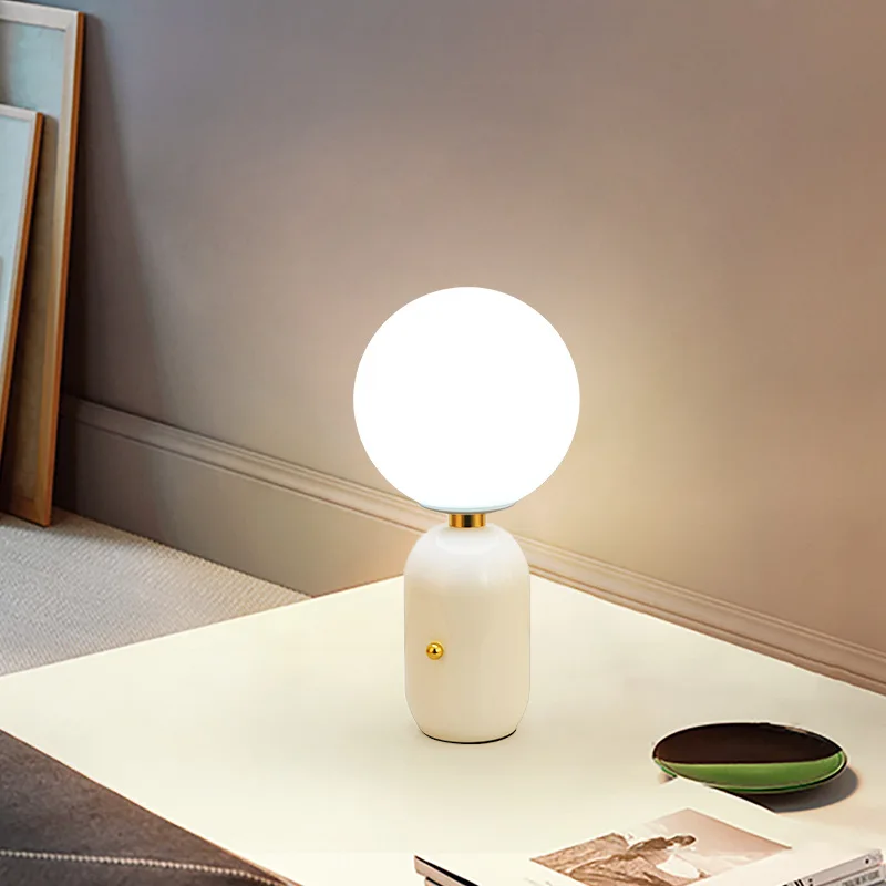 Nachttischlampe Metall Glas Modernes Design – Pulsaris