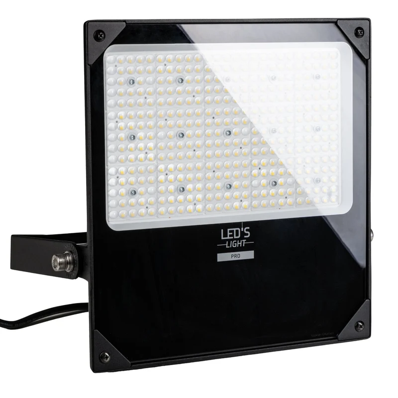 LED Flutlicht 200W 26500lm 3000/4000/5000K warmweiß/neutralweiß IP66 - LED's Light Pro