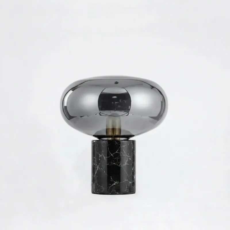 Zeitlose Marmor-Tischlampe Eleganz – Luxor