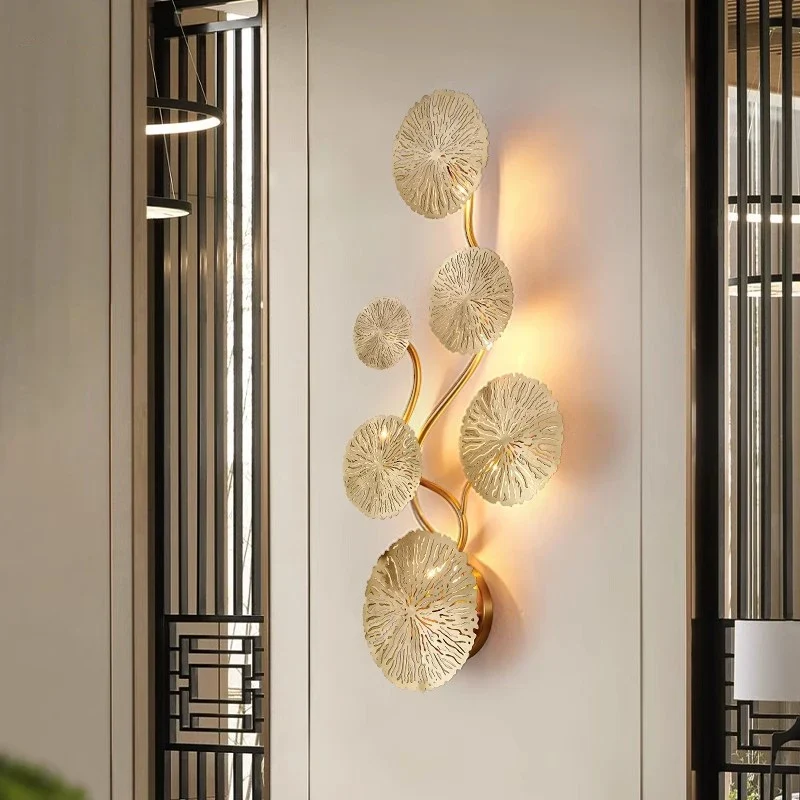 Raffinierte Wandleuchte in Blattform aus Gold – Mirage